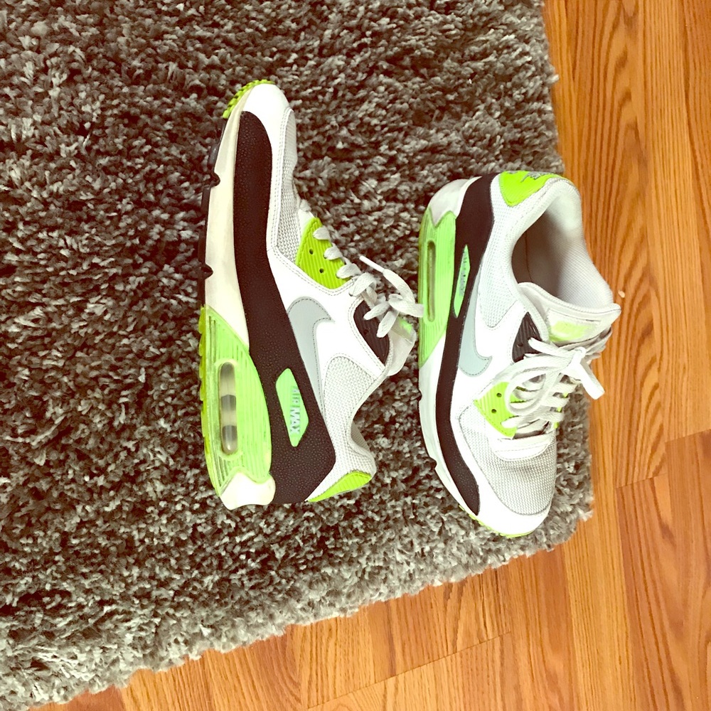 Nike Air Max Neon
